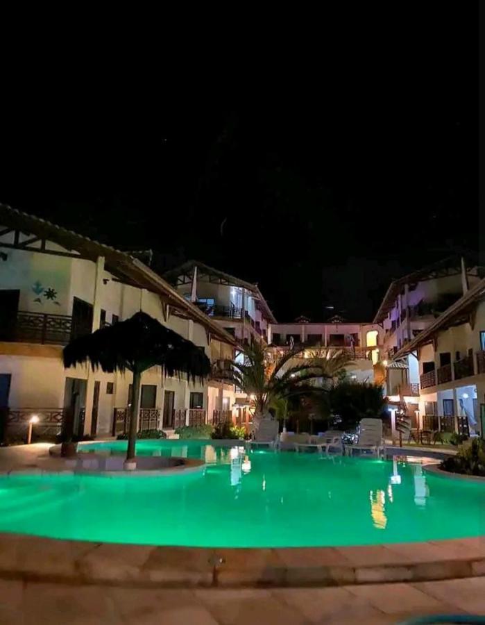 Apartamento a 60 metros para pé na areia - The Fountains - apto 105 Beberibe Extérieur photo